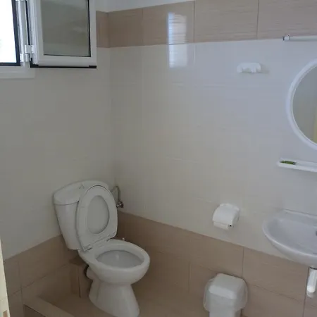 Apart Otel Despoina İskados