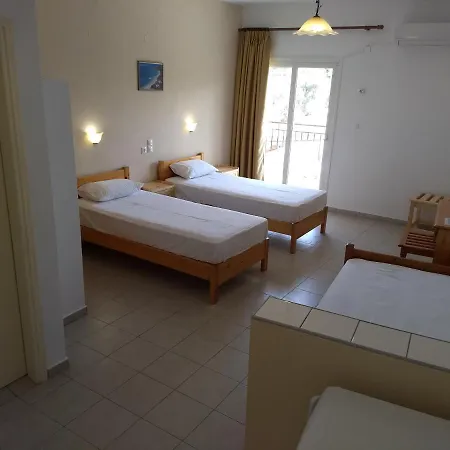Despoina 3* İskados
