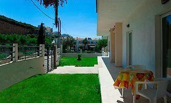 Apart Otel Despoina İskados