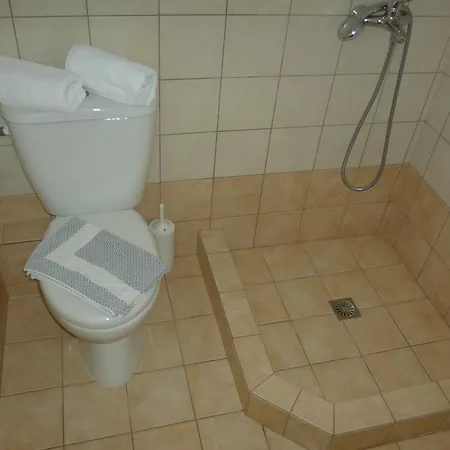 Despoina スキアトスタウン